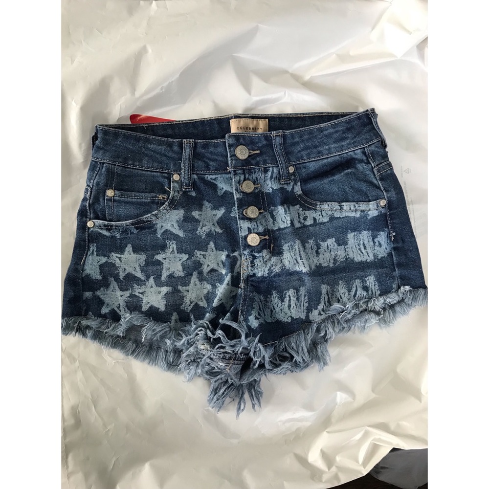 Mid rise denim shorts